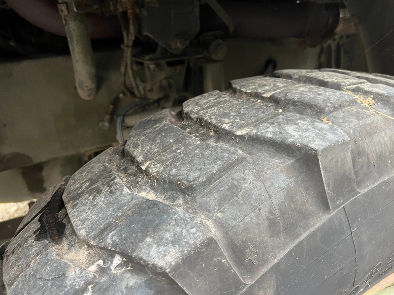 Грузовик Volvo N 10 6X4 - HOOK CONTAINER (3x stock): фото 13