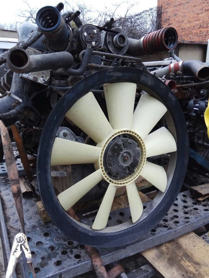 Двигатель для Грузовиков Scania DSC1413   Scania 144 V8 530 E2: фото 6