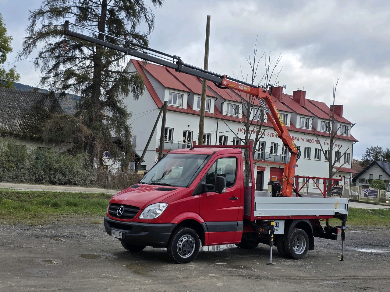 Mercedes-Benz Sprinter 418 CDI Skrzynia +HDS 10.5 M +Pilot  ! 87000km ! - Малотоннажный бортовой грузовик: фото 2 Mercedes-Benz Sprinter 418 CDI Skrzynia +HDS 10.5 M +Pilot  ! 87000km ! - Малотоннажный бортовой грузовик: фото 2