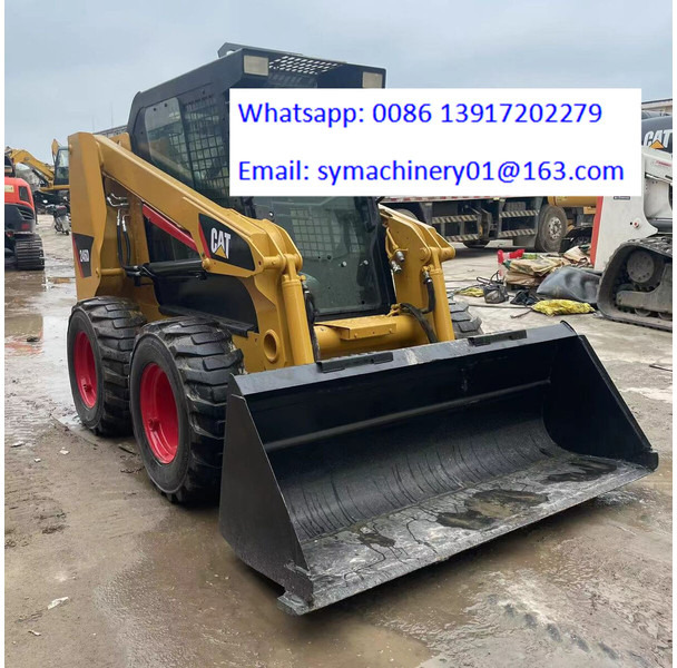 Caterpillar 246D - Мини-погрузчик с бортовым поворотом: фото 4 Caterpillar 246D - Мини-погрузчик с бортовым поворотом: фото 4