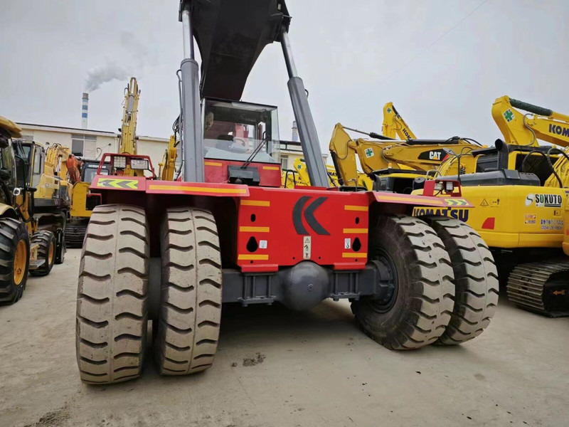 Ричстакер Kalmar DRF450: фото 8 Ричстакер Kalmar DRF450: фото 8