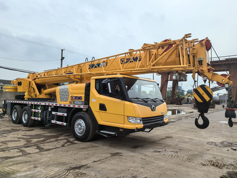 XCMG XCT25 - Вседорожный кран: фото 4 XCMG XCT25 - Вседорожный кран: фото 4