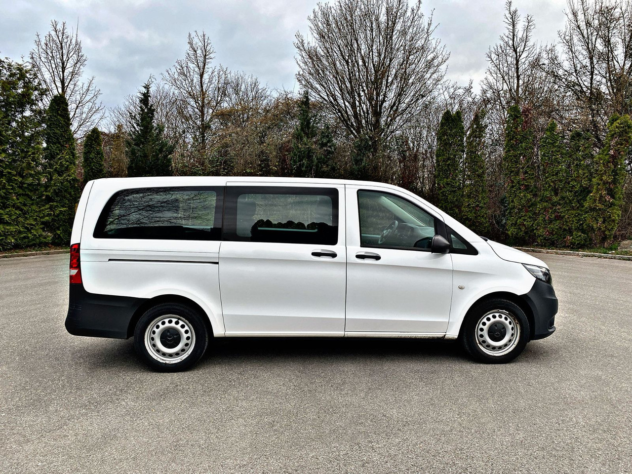 Mercedes-Benz Vito Tourer 114 CDI|Pro|Allrad|lang|8-Sitze|19% - Пассажирский фургон: фото 2 Mercedes-Benz Vito Tourer 114 CDI|Pro|Allrad|lang|8-Sitze|19% - Пассажирский фургон: фото 2