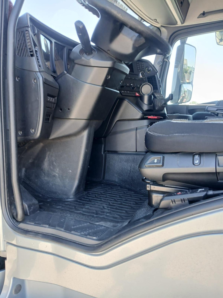 MERCEDES-BENZ AROCS 28.51 | 6x4| Klima | Retarder | Euro 6 - Грузовик бортовой/ Платформа, Автоманипулятор: фото 4 MERCEDES-BENZ AROCS 28.51 | 6x4| Klima | Retarder | Euro 6 - Грузовик бортовой/ Платформа, Автоманипулятор: фото 4