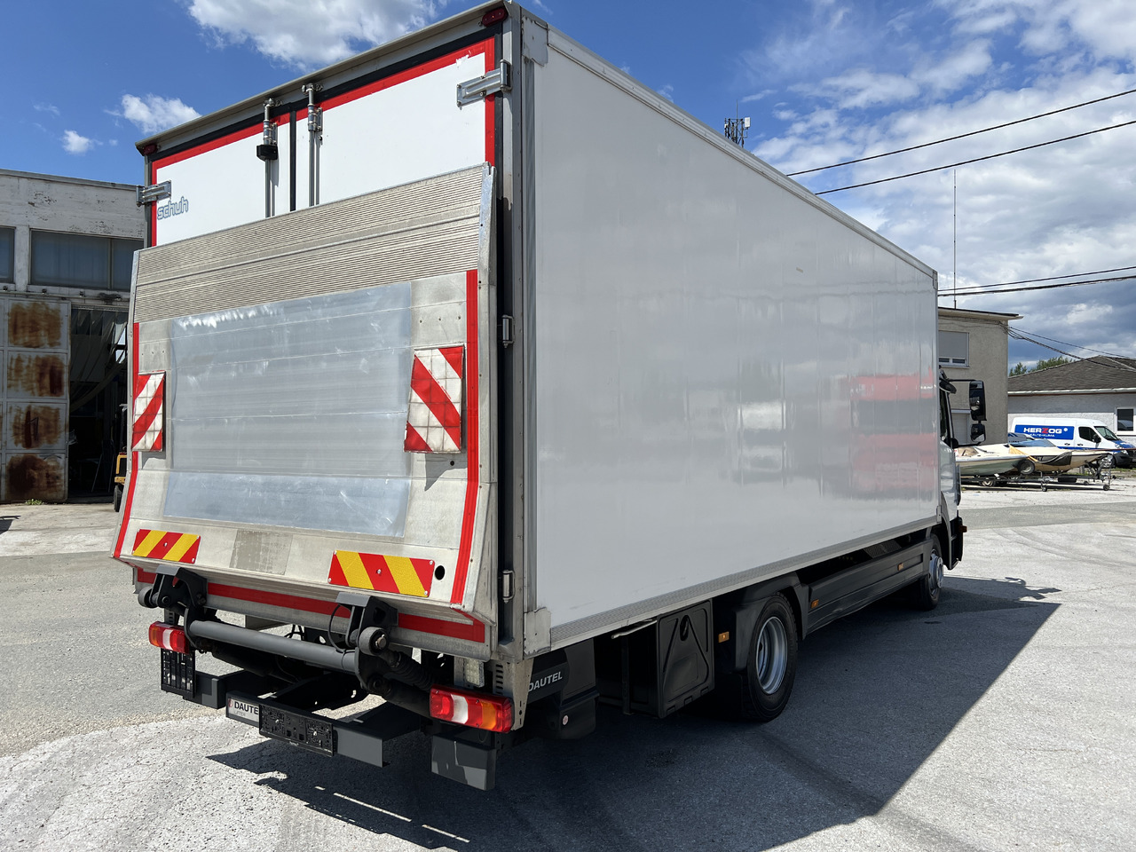 MERCEDES-BENZ Mercedes-Benz Atego 1221 Kühlkoffer mit LBW | EZ 2016 | | Klima | Tempomat | Diff. Hinterachse - Рефрижератор: фото 5 MERCEDES-BENZ Mercedes-Benz Atego 1221 Kühlkoffer mit LBW | EZ 2016 | | Klima | Tempomat | Diff. Hinterachse - Рефрижератор: фото 5
