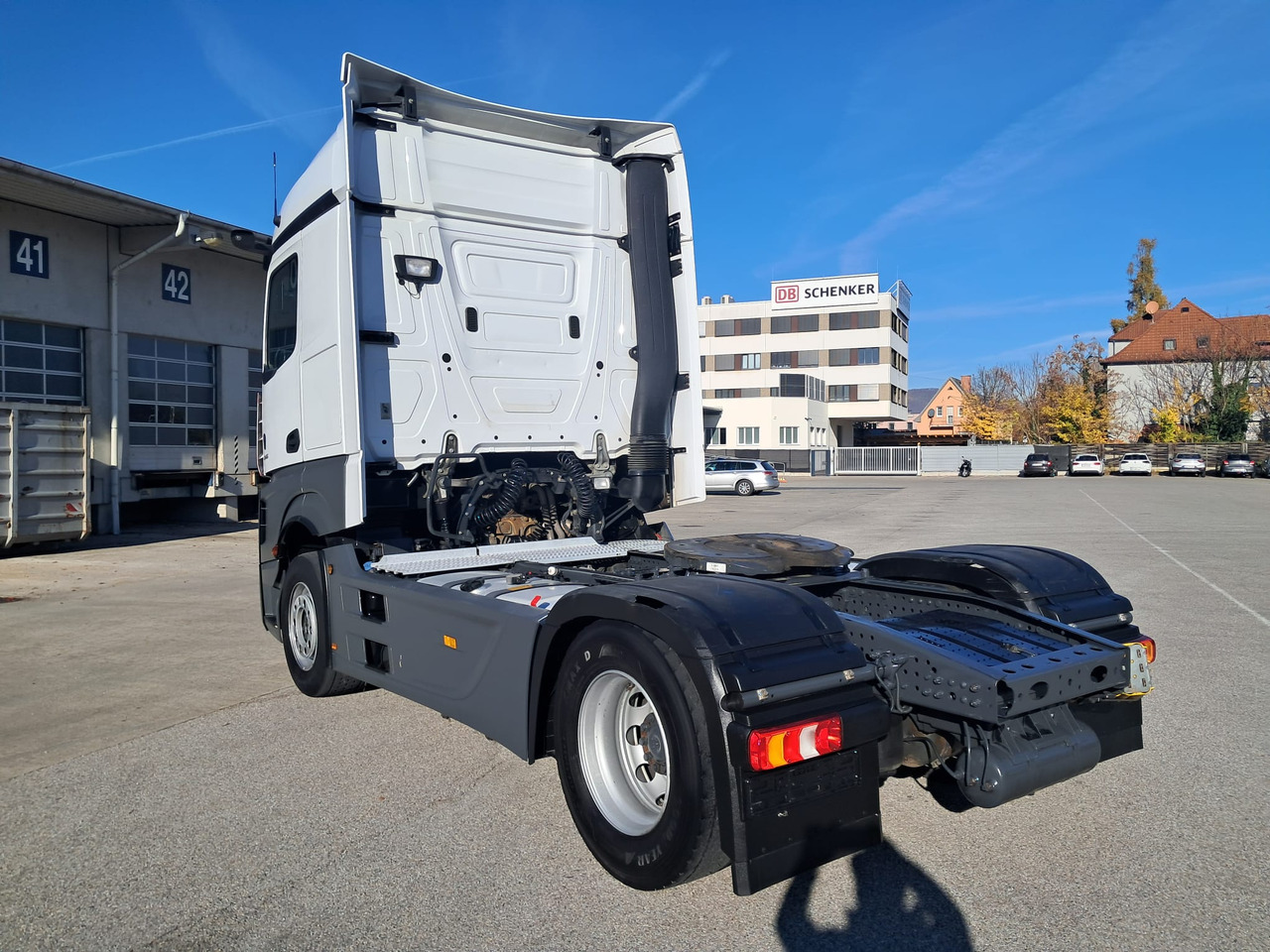 MERCEDES-BENZ Actros 18 45 | Retarder | Standklima | 4 Stück MP5 - Тягач: фото 3 MERCEDES-BENZ Actros 18 45 | Retarder | Standklima | 4 Stück MP5 - Тягач: фото 3