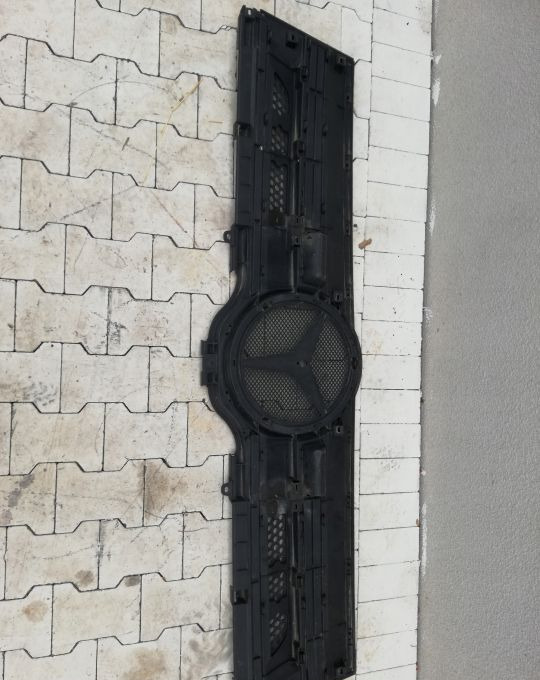 ATRAPA GRILL MERCEDES ACTROS MP4 ORYGINAŁ - Решётка радиатора для Грузовиков: фото 4 ATRAPA GRILL MERCEDES ACTROS MP4 ORYGINAŁ - Решётка радиатора для Грузовиков: фото 4