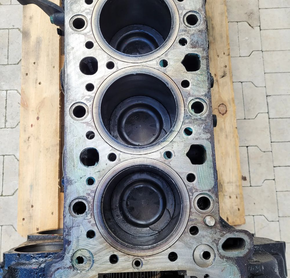 BLOK SILNIKA MERCEDES ACTROS MP4 EURO6 R471 09 - Двигатель для Грузовиков: фото 5 BLOK SILNIKA MERCEDES ACTROS MP4 EURO6 R471 09 - Двигатель для Грузовиков: фото 5