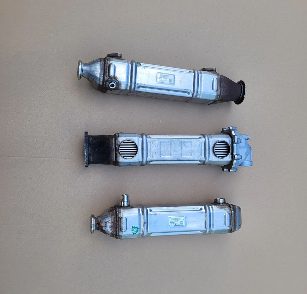 CHŁODNICA EGR MAN TGX TGS TGM ORYGINAŁ 51.08152-5013 , 51.08152-5011 CHWALIM116 - Радиатор EGR для Грузовиков: фото 1 CHŁODNICA EGR MAN TGX TGS TGM ORYGINAŁ 51.08152-5013 , 51.08152-5011 CHWALIM116 - Радиатор EGR для Грузовиков: фото 1