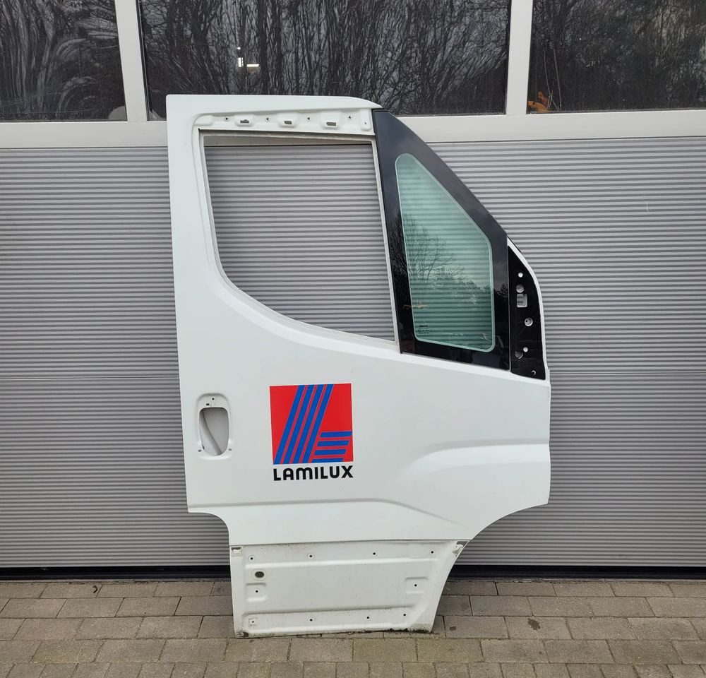 DRZWI IVECO DAILY NM RH. LUB LH. CANA ZA SZT. CHWALIM116 - Кузов и экстерьер для Грузовиков: фото 1 DRZWI IVECO DAILY NM RH. LUB LH. CANA ZA SZT. CHWALIM116 - Кузов и экстерьер для Грузовиков: фото 1