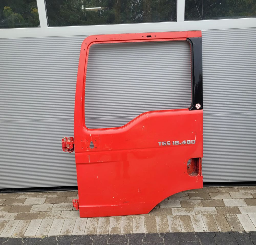 DRZWI LEWE MAN TGS TGL ORYGINAŁ CHWALIM116 - Дверь и запчасти для Грузовиков: фото 1 DRZWI LEWE MAN TGS TGL ORYGINAŁ CHWALIM116 - Дверь и запчасти для Грузовиков: фото 1