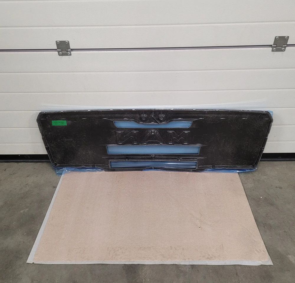 GRILL MAN TGL TGM EURO5 EEV ORYGINAŁ NOWY - Решётка радиатора для Грузовиков: фото 2 GRILL MAN TGL TGM EURO5 EEV ORYGINAŁ NOWY - Решётка радиатора для Грузовиков: фото 2