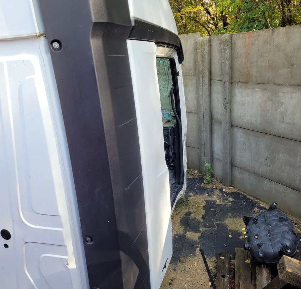 KABINA MERCEDES ACTROS MP4 STERM BDF - Кабина для Грузовиков: фото 3 KABINA MERCEDES ACTROS MP4 STERM BDF - Кабина для Грузовиков: фото 3