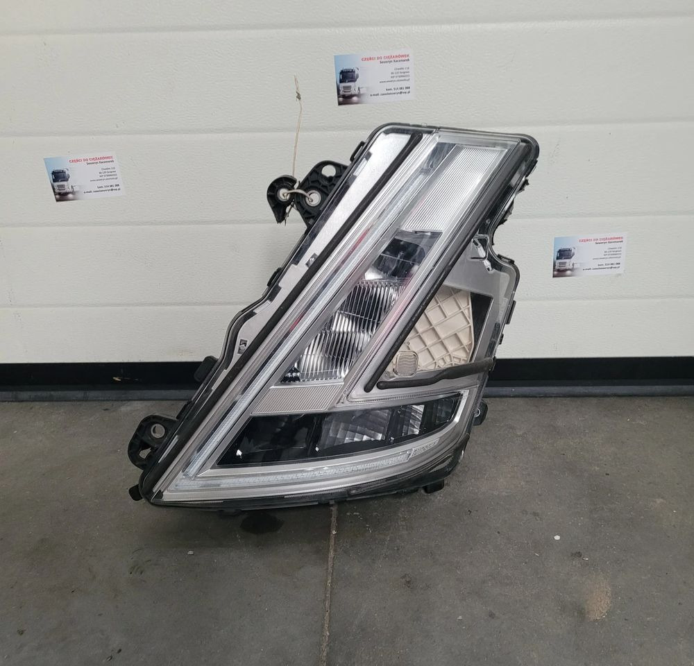 LAMPA LED LH. VOLVO FH5 23752680 ORYGINAŁ CHWALIM116 - Свет/ Освещение для Грузовиков: фото 1 LAMPA LED LH. VOLVO FH5 23752680 ORYGINAŁ CHWALIM116 - Свет/ Освещение для Грузовиков: фото 1