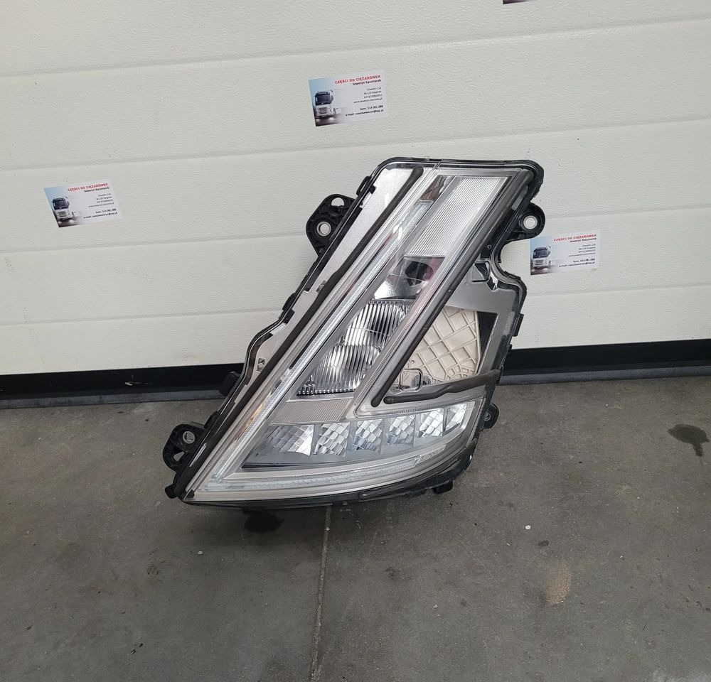 LAMPA LED LH VOLVO FH5 ORYGINAŁ 24056511 CHWALIM116 - Свет/ Освещение для Грузовиков: фото 1 LAMPA LED LH VOLVO FH5 ORYGINAŁ 24056511 CHWALIM116 - Свет/ Освещение для Грузовиков: фото 1