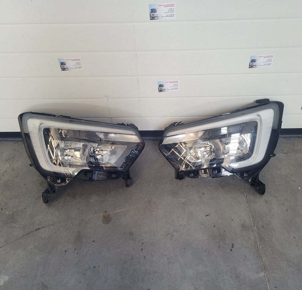 LAMPY RENAULT MASTER 3 ORYGINAŁ CHWALIM116 USZKODZONE - Кузов и экстерьер для Грузовиков: фото 1 LAMPY RENAULT MASTER 3 ORYGINAŁ CHWALIM116 USZKODZONE - Кузов и экстерьер для Грузовиков: фото 1