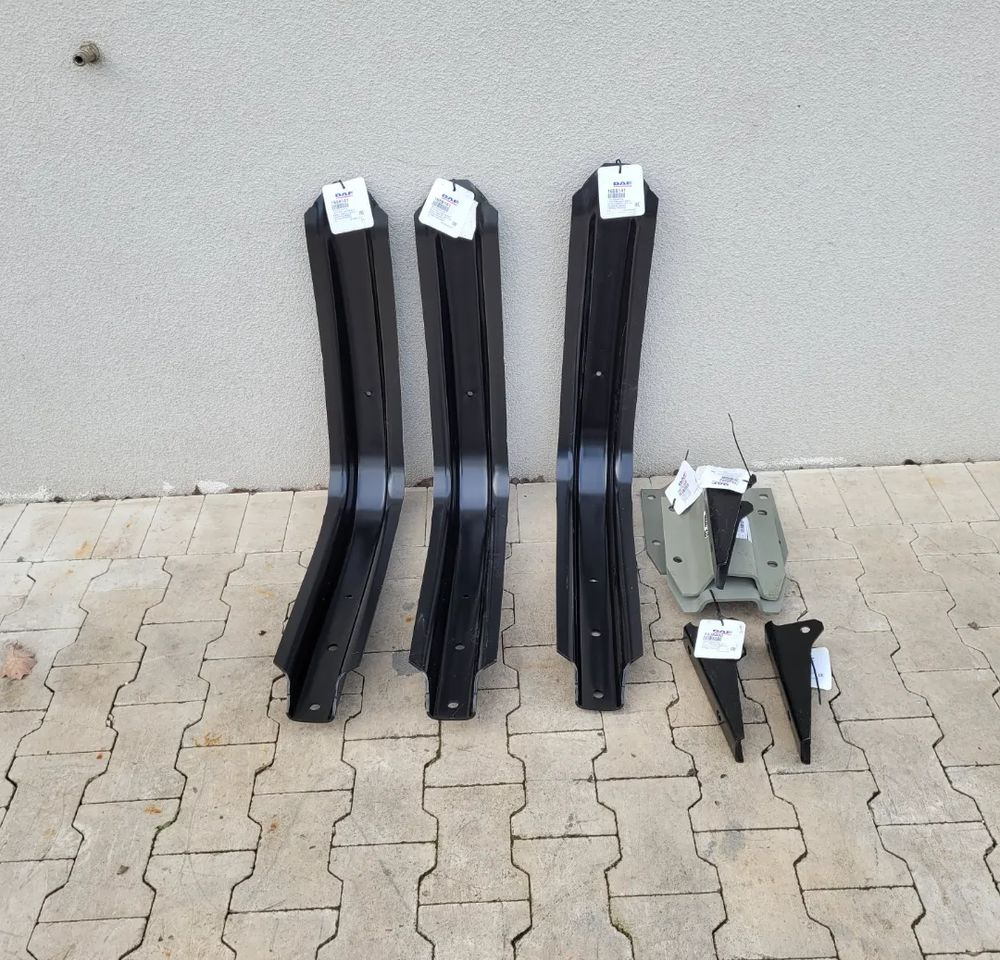 LAPY ZBIORNIKA PALIWA DAF XF CF 63C68CM NOWY ORYGINAŁ - Кузов и экстерьер для Грузовиков: фото 1 LAPY ZBIORNIKA PALIWA DAF XF CF 63C68CM NOWY ORYGINAŁ - Кузов и экстерьер для Грузовиков: фото 1