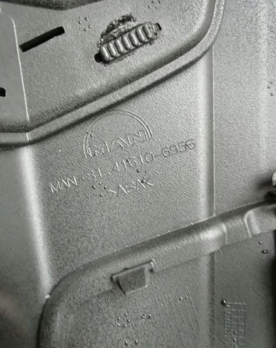 ŚRODEK ZDERZAK MAN TGS EURO6 LIFT ORYGINAL Chwalim116 - Бампер для Грузовиков: фото 4 ŚRODEK ZDERZAK MAN TGS EURO6 LIFT ORYGINAL Chwalim116 - Бампер для Грузовиков: фото 4