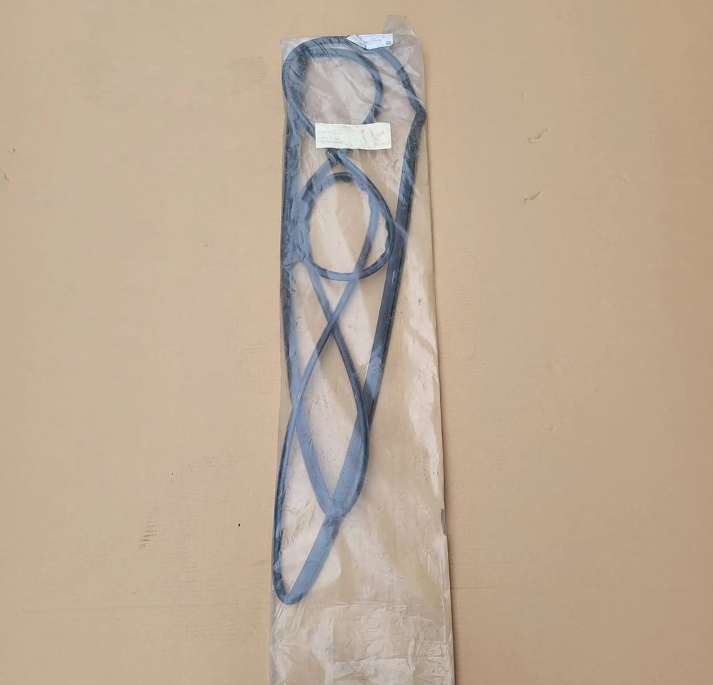 USZCZELKA NOWA ORYGINAŁ SPRINTER A9066710020 - Стекло и запчасти для Фургонов: фото 1 USZCZELKA NOWA ORYGINAŁ SPRINTER A9066710020 - Стекло и запчасти для Фургонов: фото 1