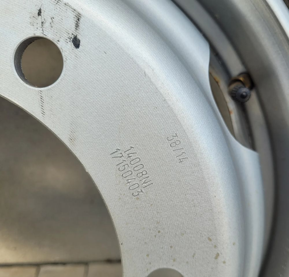 ZAPAS KOLO MIDLUM D 205/75 R17.5 LSR1+ CONTINENTAL - Шина для Грузовиков: фото 3 ZAPAS KOLO MIDLUM D 205/75 R17.5 LSR1+ CONTINENTAL - Шина для Грузовиков: фото 3