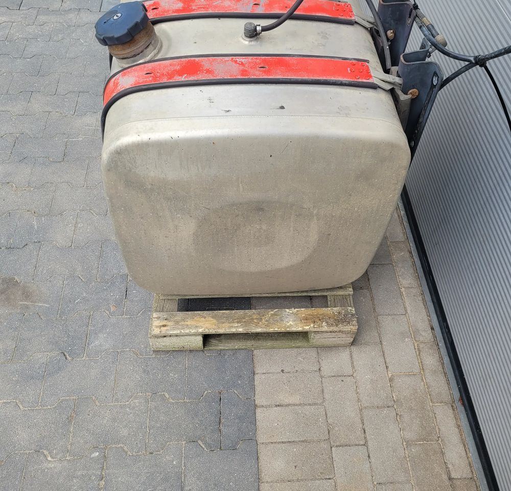 ZBIORNIK PALIWA MAN TGX TGS TGA 250L 63X68X65CM - Подготовка топлива для Грузовиков: фото 2 ZBIORNIK PALIWA MAN TGX TGS TGA 250L 63X68X65CM - Подготовка топлива для Грузовиков: фото 2
