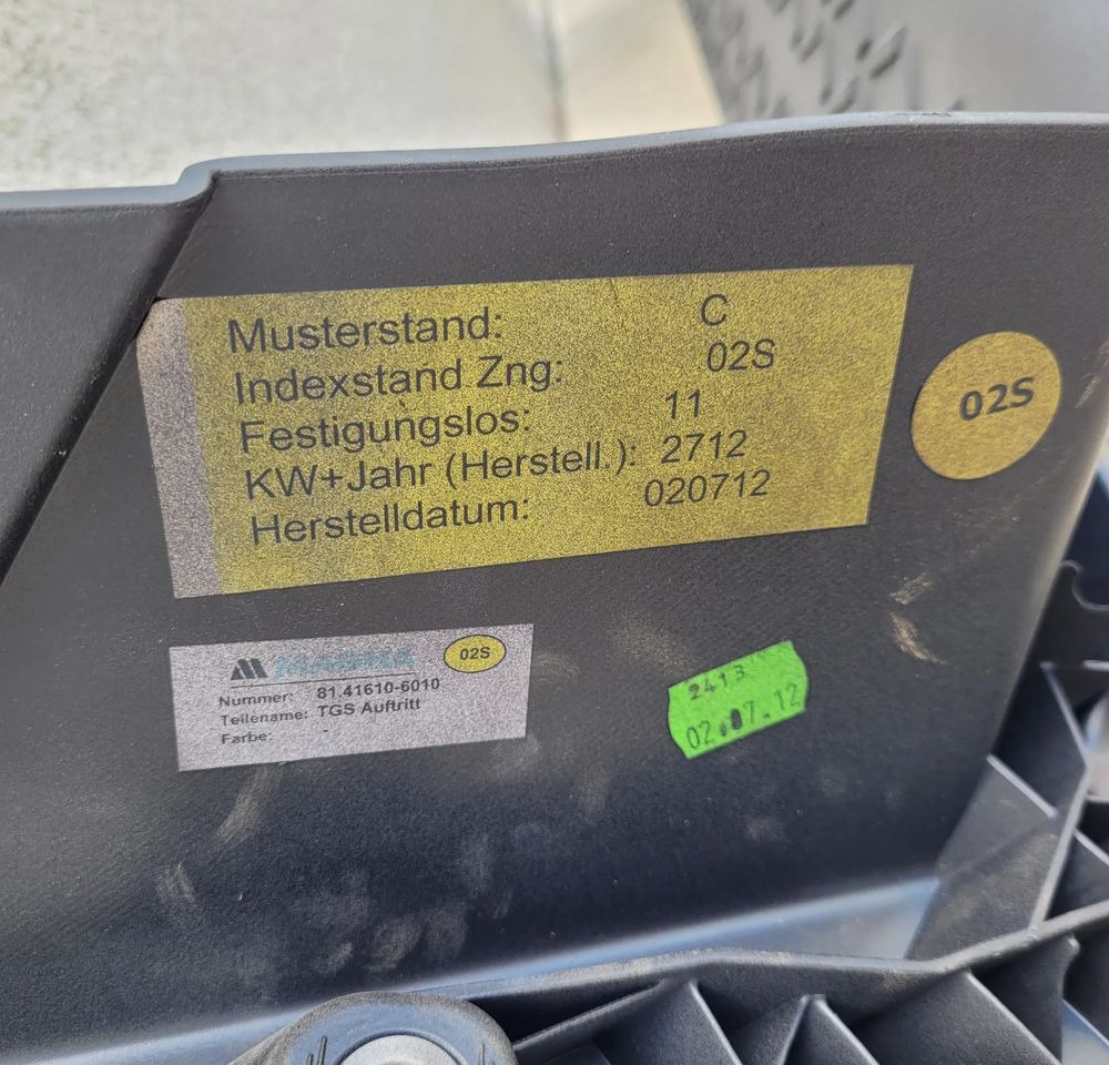 ZDERZAK MAN TGS E6 ORYGINAŁ 81.41610-6010 - Бампер для Грузовиков: фото 3 ZDERZAK MAN TGS E6 ORYGINAŁ 81.41610-6010 - Бампер для Грузовиков: фото 3