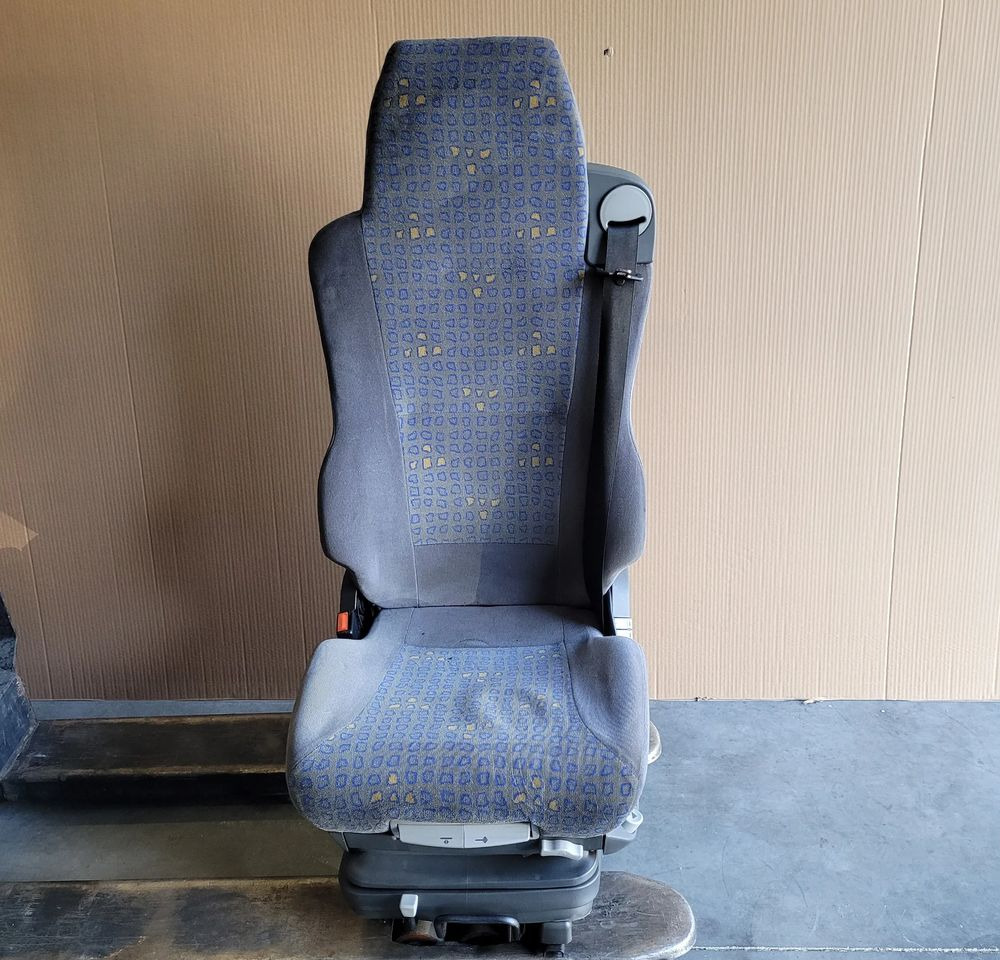 FOTEL KIEROWCY MAN TGX TGA TGS CHWALIM116 - Запчасти для Грузовиков: фото 1 FOTEL KIEROWCY MAN TGX TGA TGS CHWALIM116 - Запчасти для Грузовиков: фото 1