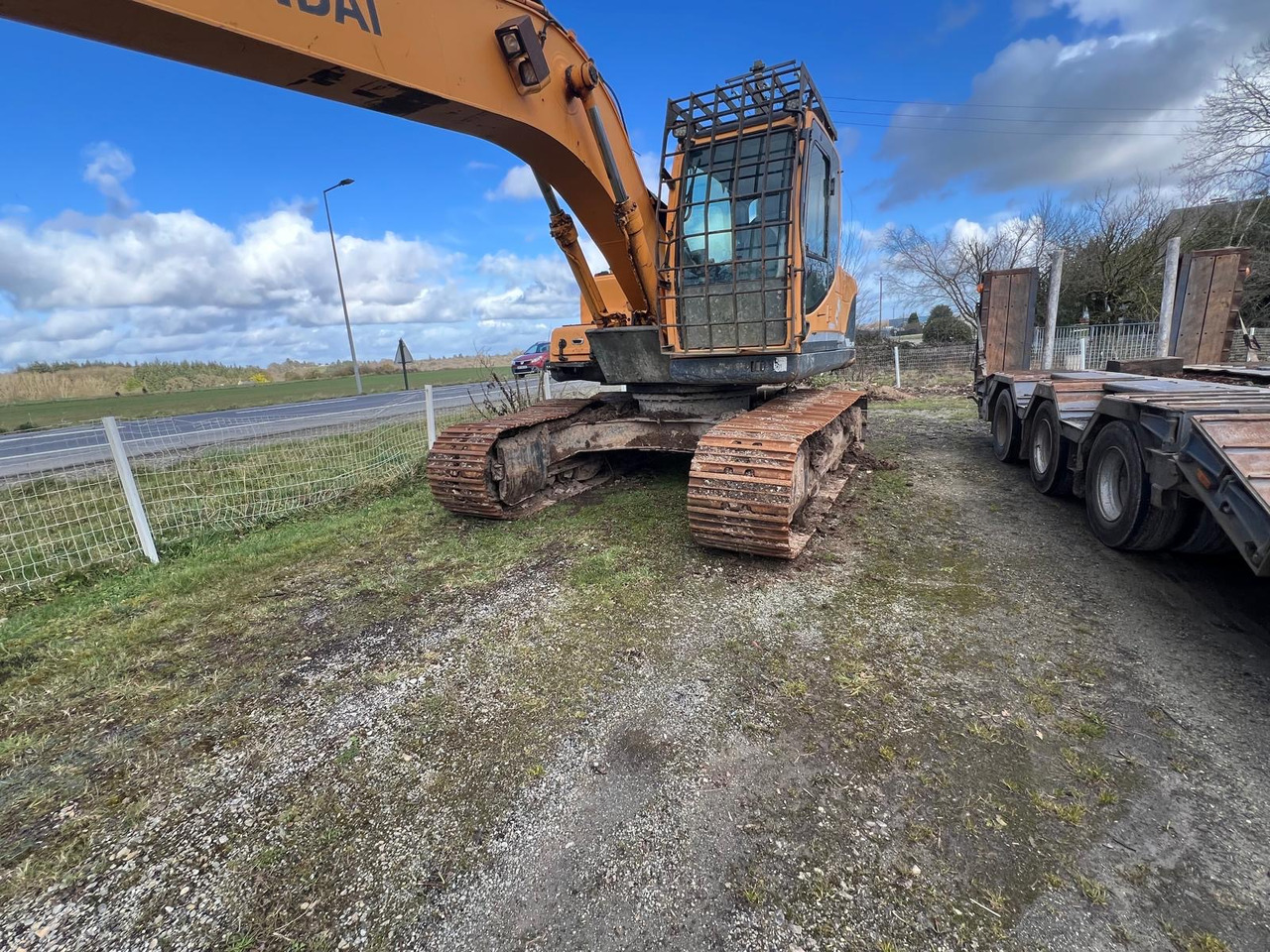 HYUNDAI ROBEX180L0-9 - Гусеничный экскаватор: фото 3 HYUNDAI ROBEX180L0-9 - Гусеничный экскаватор: фото 3