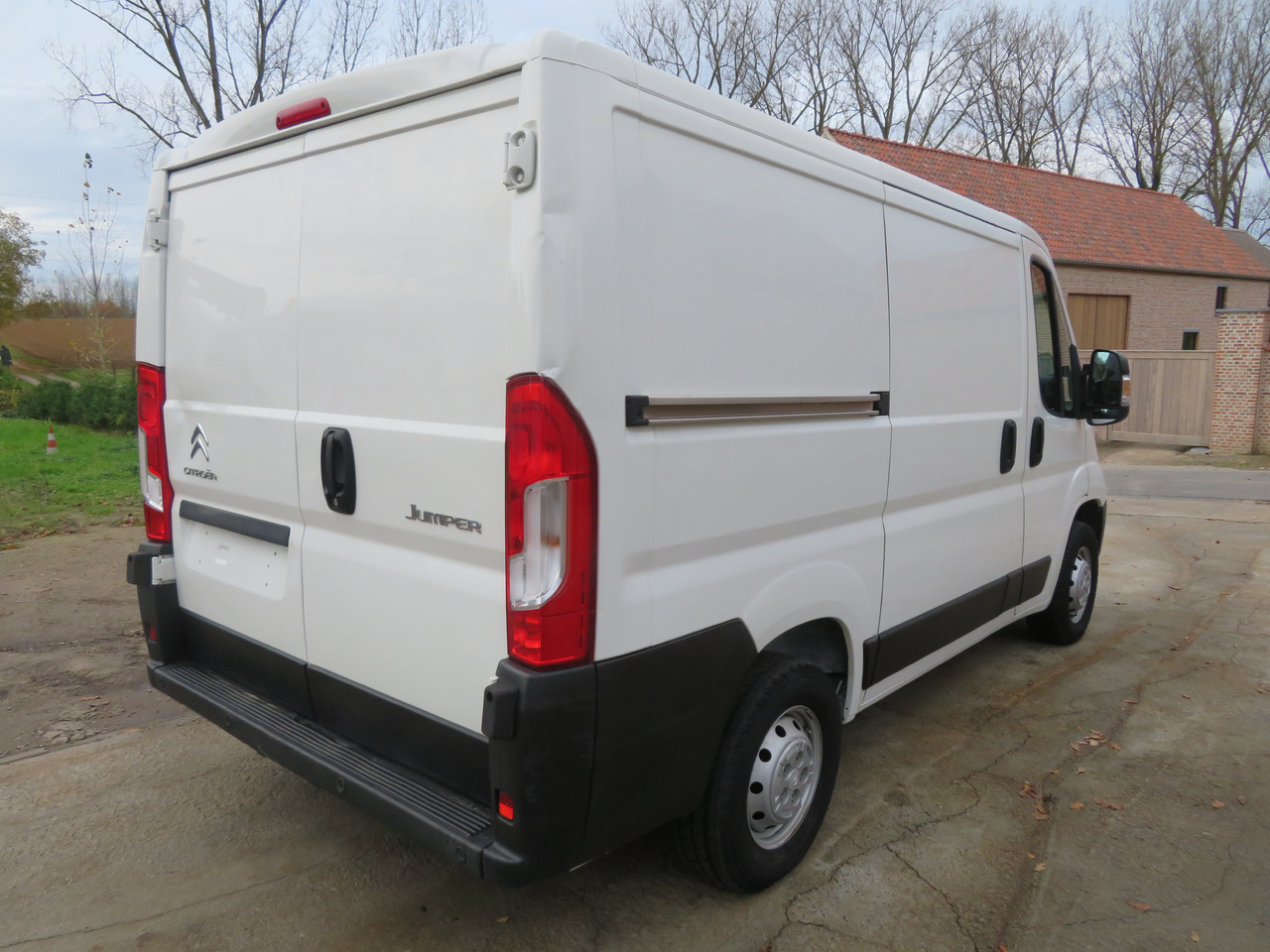 Легковой фургон Citroën Jumper 2.2 BlueHDi - L1H1: фото 7 Легковой фургон Citroën Jumper 2.2 BlueHDi - L1H1: фото 7