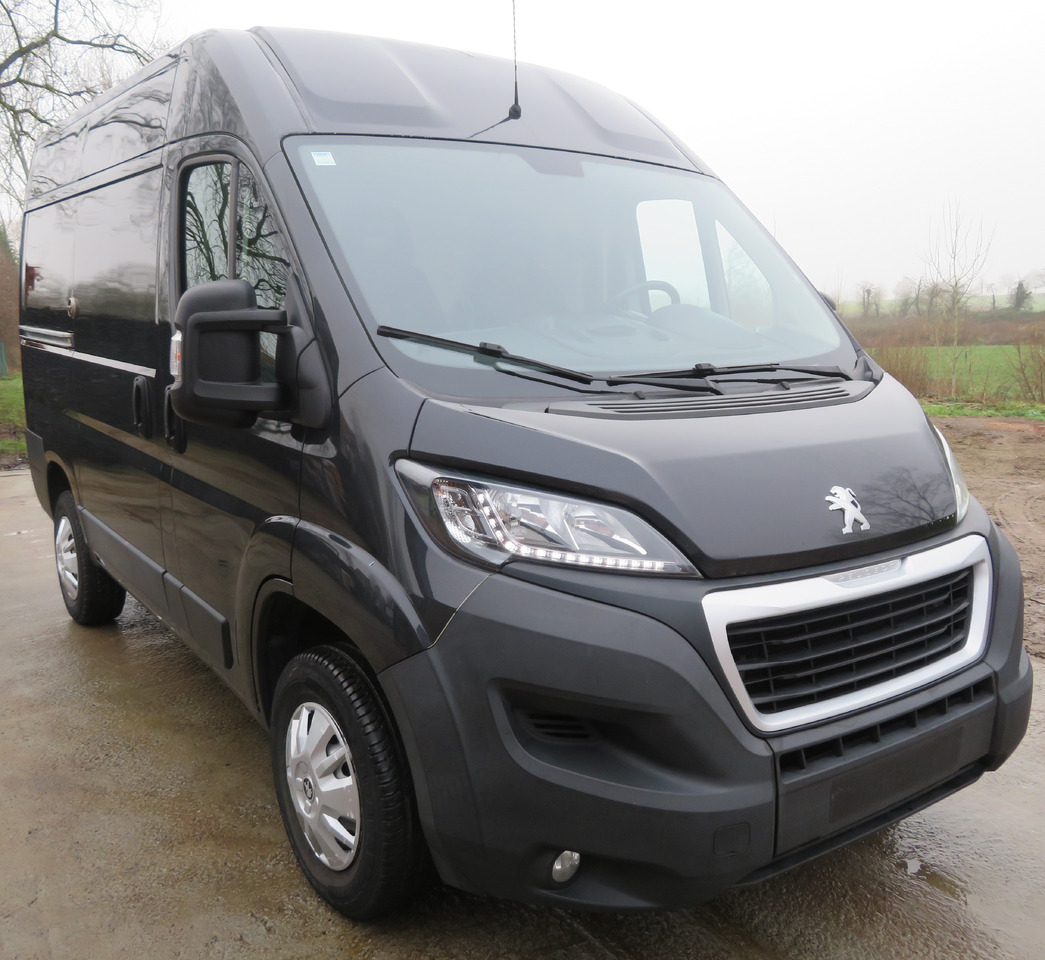 Peugeot Boxer 2.0blue HDI - Легковой фургон: фото 1 Peugeot Boxer 2.0blue HDI - Легковой фургон: фото 1
