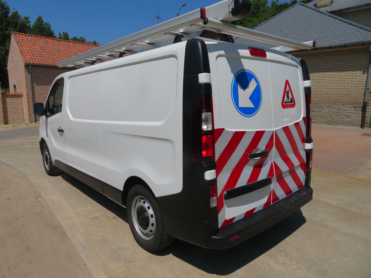 RENAULT Trafic 2.0dCi - L2H1 - Легковой фургон: фото 5 RENAULT Trafic 2.0dCi - L2H1 - Легковой фургон: фото 5