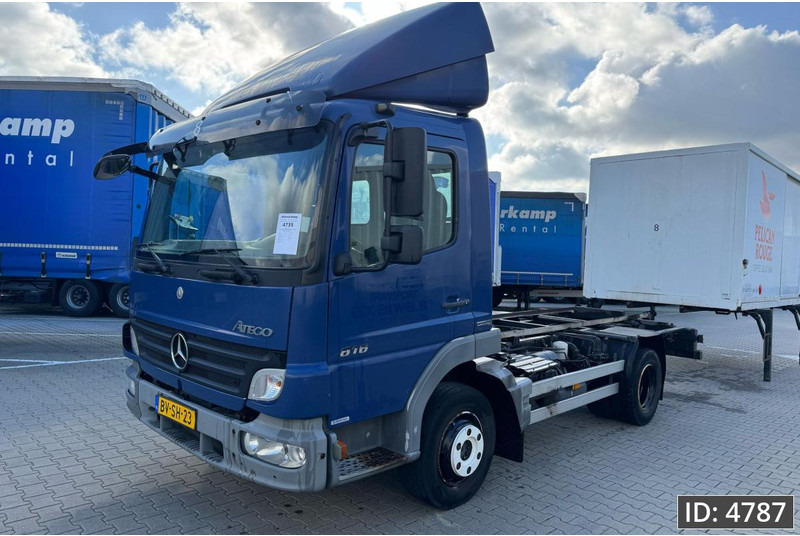 Mercedes-Benz Atego 816 Day Cab, Euro 5, BDF / EPS automatic / standklima / Hydraulic system - Грузовик-контейнеровоз/ Сменный кузов: фото 1 Mercedes-Benz Atego 816 Day Cab, Euro 5, BDF / EPS automatic / standklima / Hydraulic system - Грузовик-контейнеровоз/ Сменный кузов: фото 1