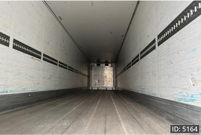Schmitz Cargobull SKO 24 / Disk brakes / Carrier Vector 1550 / Palletbox - Полуприцеп-рефрижератор: фото 5 Schmitz Cargobull SKO 24 / Disk brakes / Carrier Vector 1550 / Palletbox - Полуприцеп-рефрижератор: фото 5
