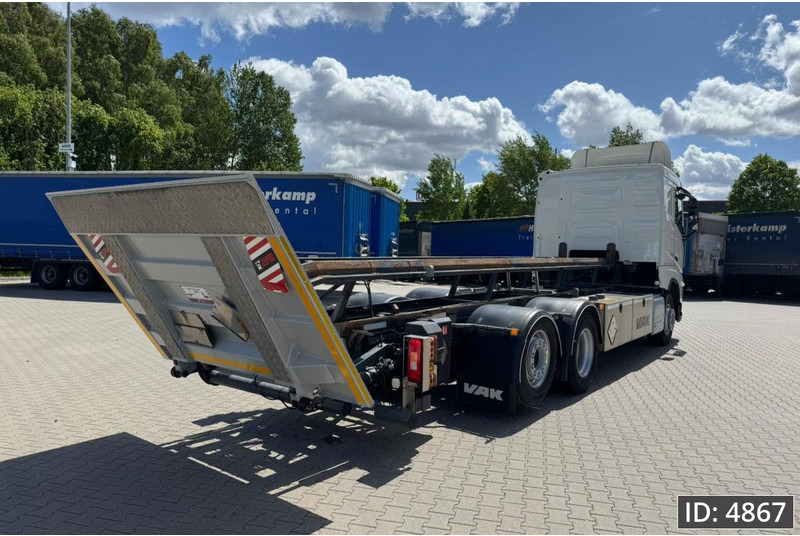 Volvo FH 500 Globetrotter, Euro 6, / 6x2 / Hydraulic body / frame 7.4 m / Tail lift - Грузовик-контейнеровоз/ Сменный кузов: фото 3 Volvo FH 500 Globetrotter, Euro 6, / 6x2 / Hydraulic body / frame 7.4 m / Tail lift - Грузовик-контейнеровоз/ Сменный кузов: фото 3