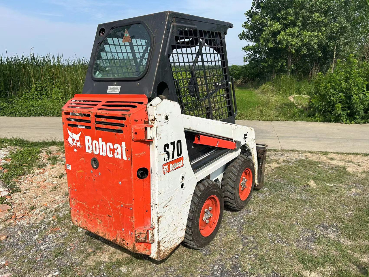 Мини-погрузчик с бортовым поворотом BOBCAT S70 Skid Steer Loader Click for Discount: фото 7