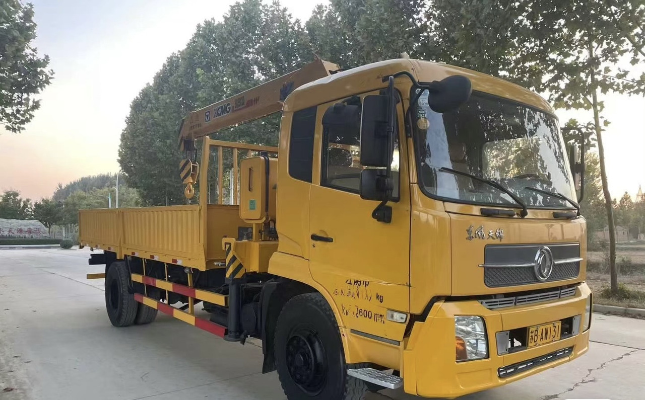 DONGFENG 4X4 CLICK HERE FOR DISCOUNT - Автоманипулятор: фото 5 DONGFENG 4X4 CLICK HERE FOR DISCOUNT - Автоманипулятор: фото 5