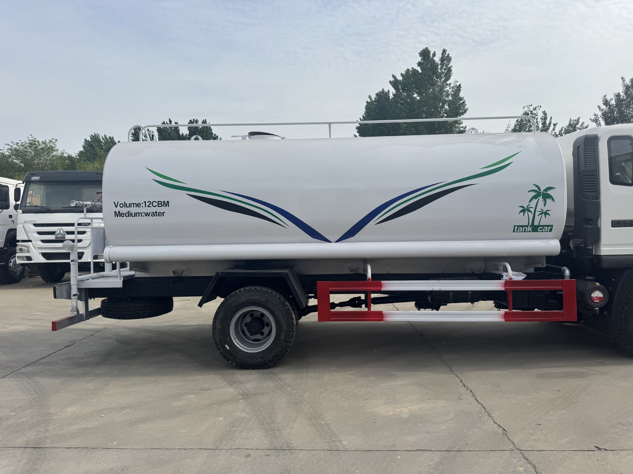 Howo Water Tanker Click for Discount - Насос для воды: фото 3 Howo Water Tanker Click for Discount - Насос для воды: фото 3