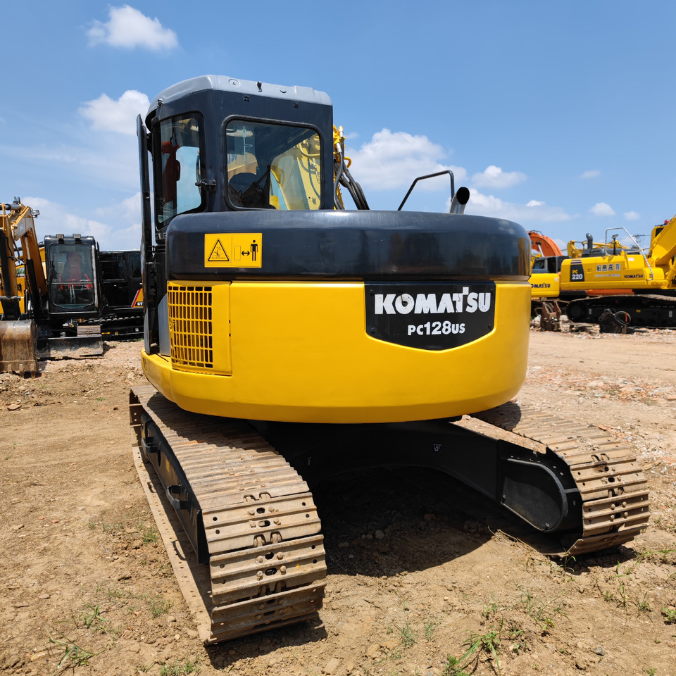 KOMATSU PC128US - Гусеничный экскаватор: фото 4 KOMATSU PC128US - Гусеничный экскаватор: фото 4