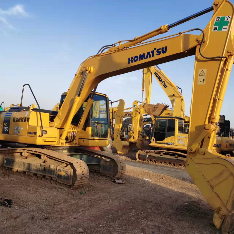 KOMATSU PC160-7 - Гусеничный экскаватор: фото 1 KOMATSU PC160-7 - Гусеничный экскаватор: фото 1