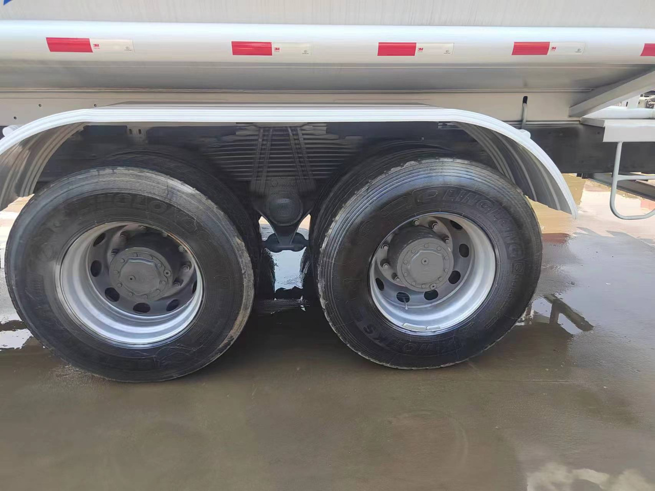 HOWO Water Tanker Click Here for Discount - Коммунальная/ Специальная техника: фото 5 HOWO Water Tanker Click Here for Discount - Коммунальная/ Специальная техника: фото 5