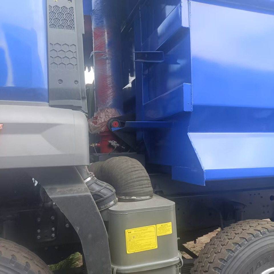 SINOTRUK HOWO NX400 8X4 - Самосвал: фото 5 SINOTRUK HOWO NX400 8X4 - Самосвал: фото 5