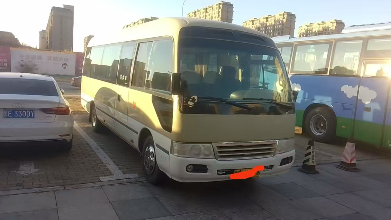 TOYOTA Coaster Bus Click Here for Discount - Туристический автобус: фото 2 TOYOTA Coaster Bus Click Here for Discount - Туристический автобус: фото 2