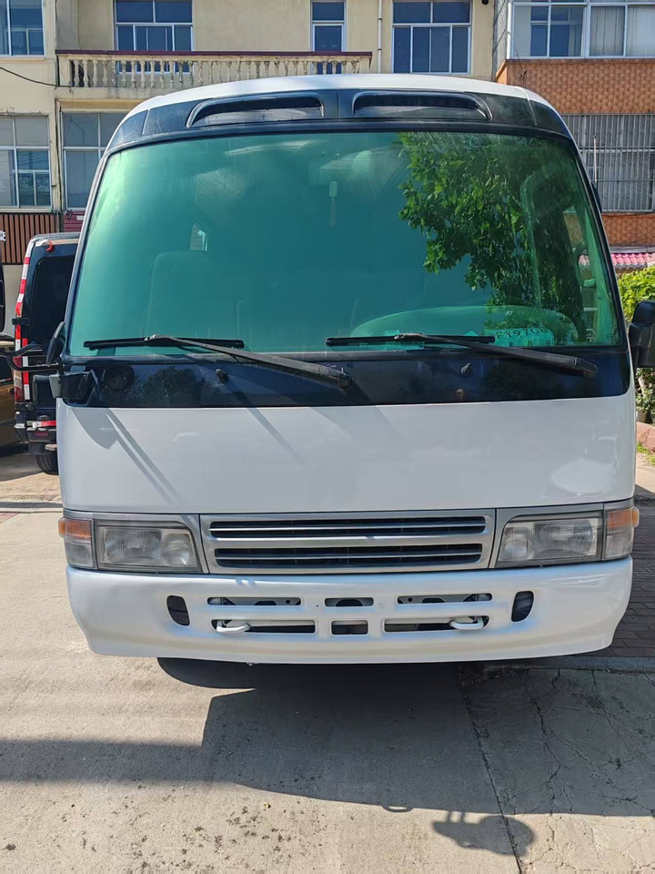 TOYOTA Hiace Bus 13 Seats - Туристический автобус: фото 2 TOYOTA Hiace Bus 13 Seats - Туристический автобус: фото 2