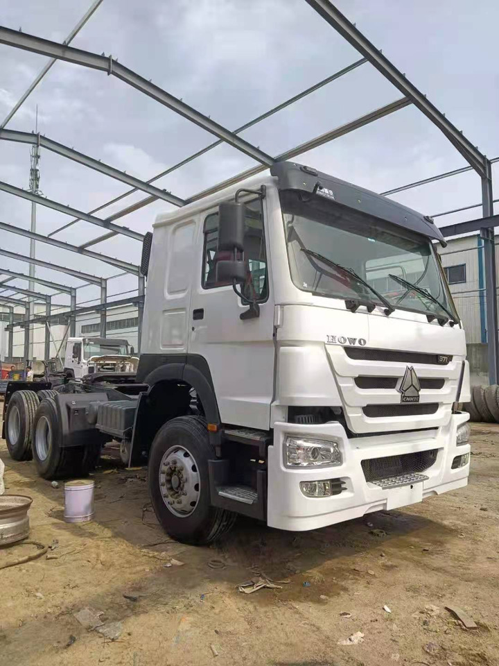 SINOTRUK HOWO 371 CLICK HERE FOR DISCOUNT - Тягач: фото 2 SINOTRUK HOWO 371 CLICK HERE FOR DISCOUNT - Тягач: фото 2