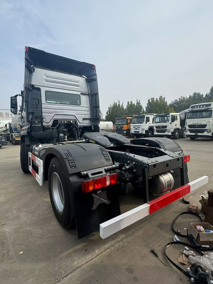 SINOTRUK HOWO NX CLICK HERE FOR DISCOUNT - Тягач: фото 5 SINOTRUK HOWO NX CLICK HERE FOR DISCOUNT - Тягач: фото 5