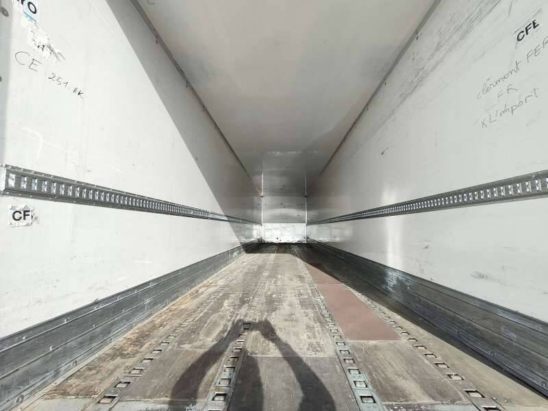 Semi-remorque 2 Essieux 27 TONNES FRET AERIEN 2 PORTES AR - Полуприцеп-фургон: фото 5 Semi-remorque 2 Essieux 27 TONNES FRET AERIEN 2 PORTES AR - Полуприцеп-фургон: фото 5