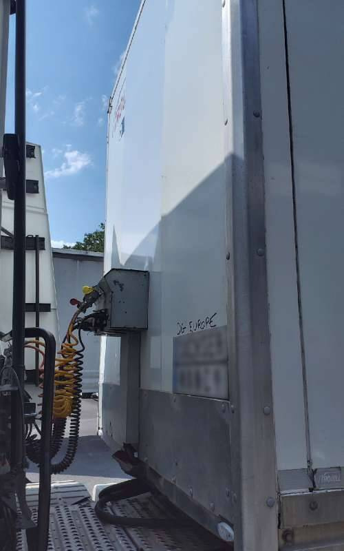 Semi-remorque 3 Essieux 38 TONNES 2 PORTES AR DOUBLE PLANCHER STEELBOX - Полуприцеп-фургон: фото 5 Semi-remorque 3 Essieux 38 TONNES 2 PORTES AR DOUBLE PLANCHER STEELBOX - Полуприцеп-фургон: фото 5