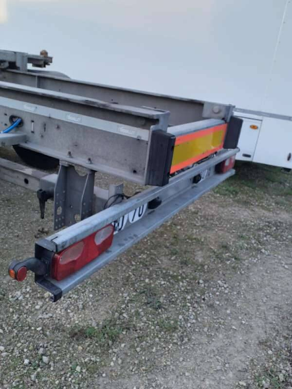 Semi-remorque 3 Essieux 38 TONNES CHARIOT COULISSANT - Полуприцеп-контейнеровоз/ Сменный кузов: фото 2 Semi-remorque 3 Essieux 38 TONNES CHARIOT COULISSANT - Полуприцеп-контейнеровоз/ Сменный кузов: фото 2