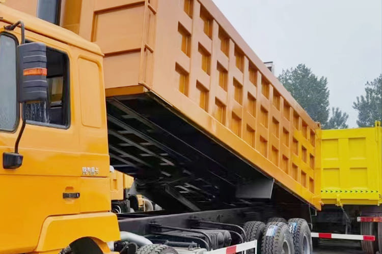 SHACMAN Shacman Truck F3000 for Sale in Zamibia - Самосвал: фото 5 SHACMAN Shacman Truck F3000 for Sale in Zamibia - Самосвал: фото 5