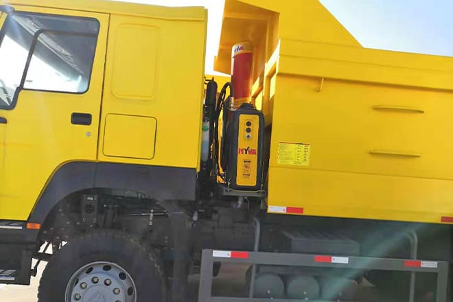 SINOTRUK Howo 400 10 Wheeler Dump Truck for Sale Price in Sierra Leone - Самосвал: фото 4 SINOTRUK Howo 400 10 Wheeler Dump Truck for Sale Price in Sierra Leone - Самосвал: фото 4
